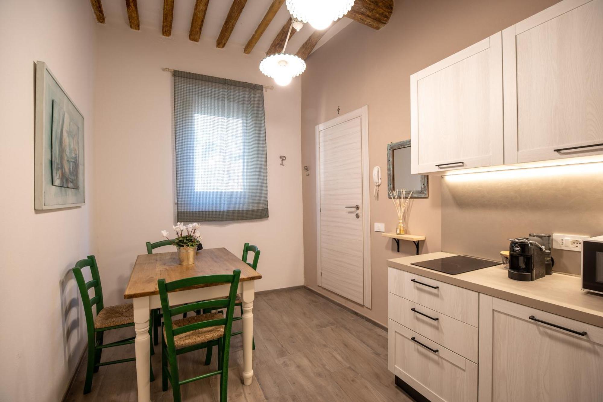 Borgonovo 33 Apartment Сан Миниато Стая снимка